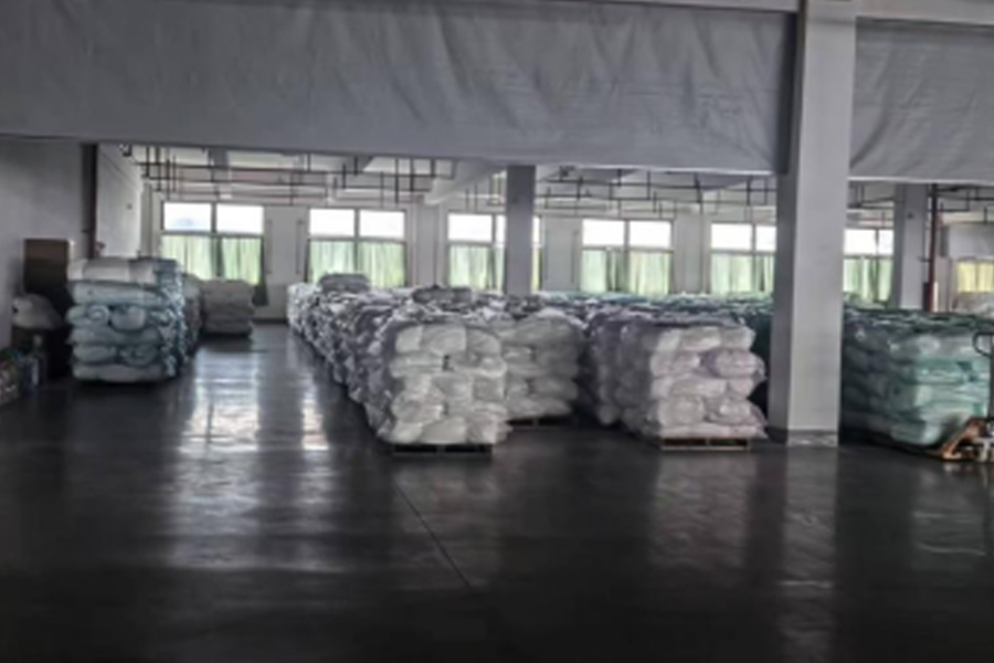 Gri kumaş üretimi-bitmiş ürün alanı